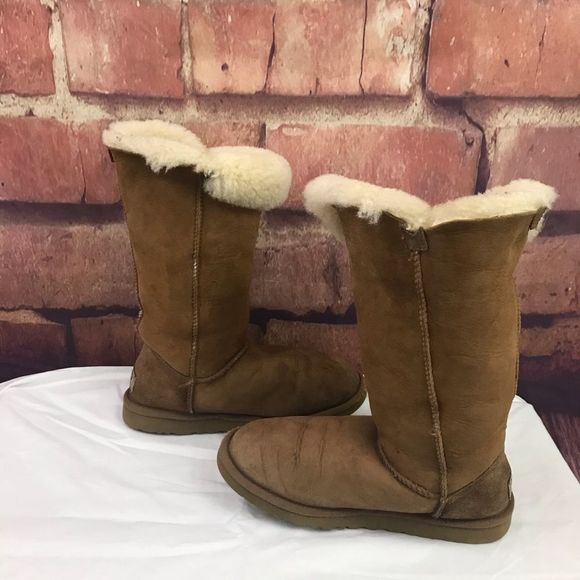 UGG® Bailey Suede Button Triplet II Boots - Picture 5 of 8